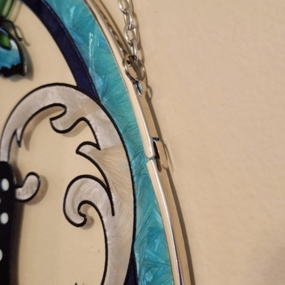 ⭐️ HOST PICK ⭐️ Stained Glass Suncatcher - Picture 5 of 5